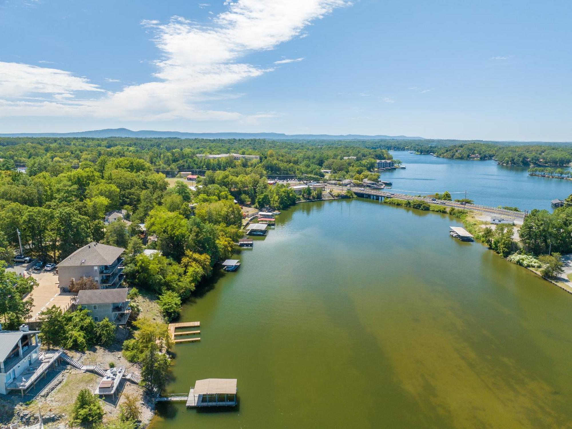 Ember'S View, Spa City Jewel- Lovely Lake Condo ホット・スプリングス エクステリア 写真